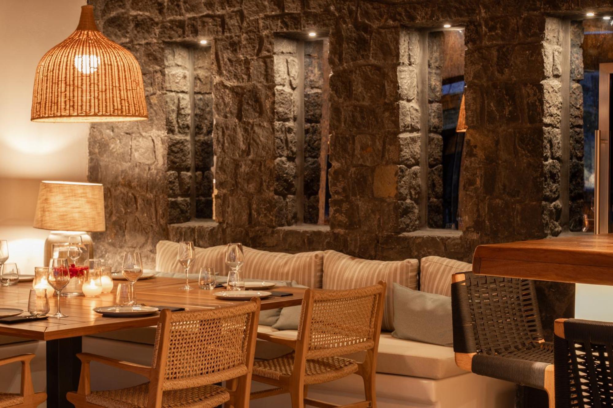 Amaria Beach Resort By Nomee Hospitality Group Agia Paraskevi (Santorini) Exterior foto