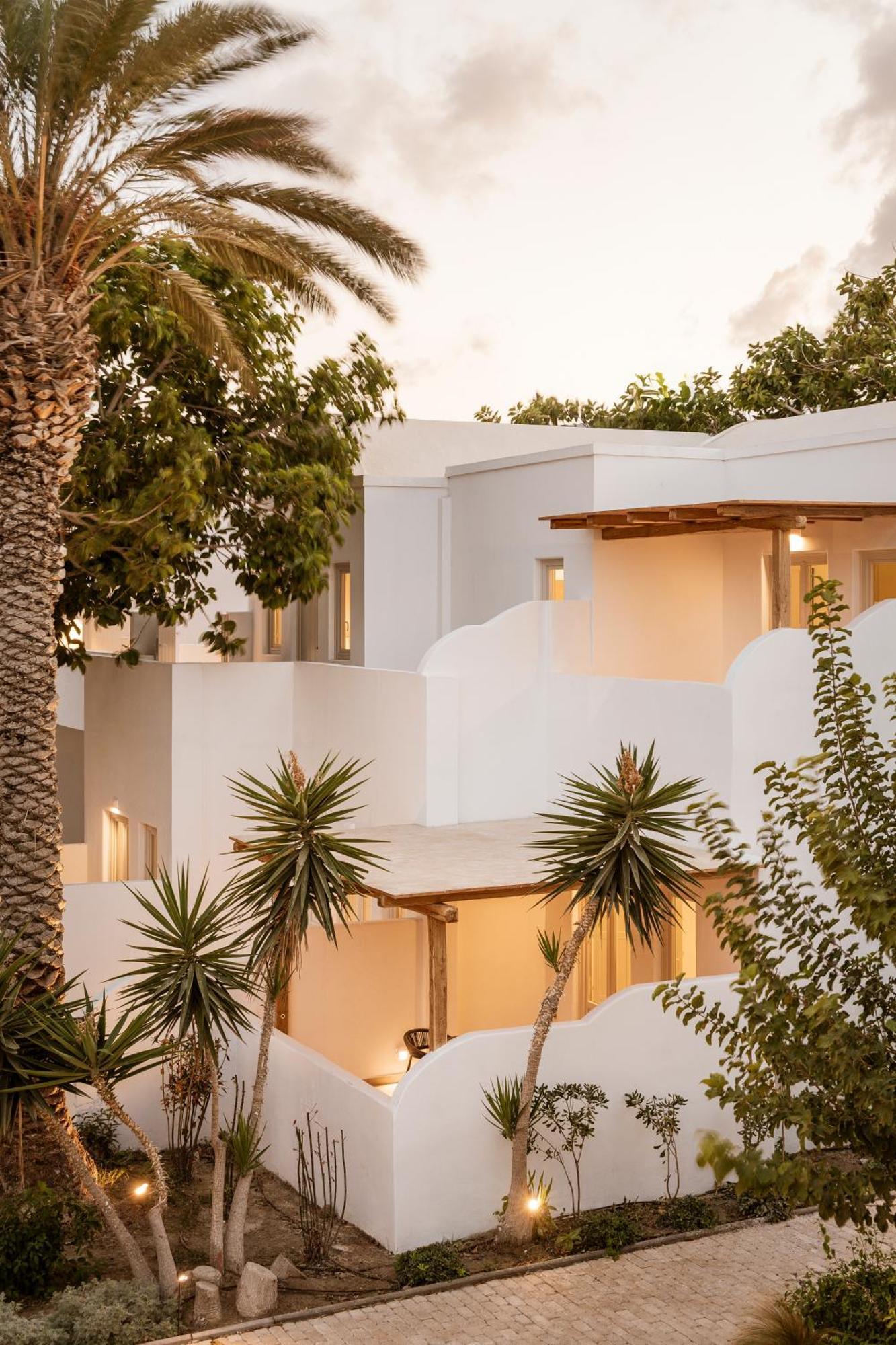 Amaria Beach Resort By Nomee Hospitality Group Agia Paraskevi (Santorini) Exterior foto