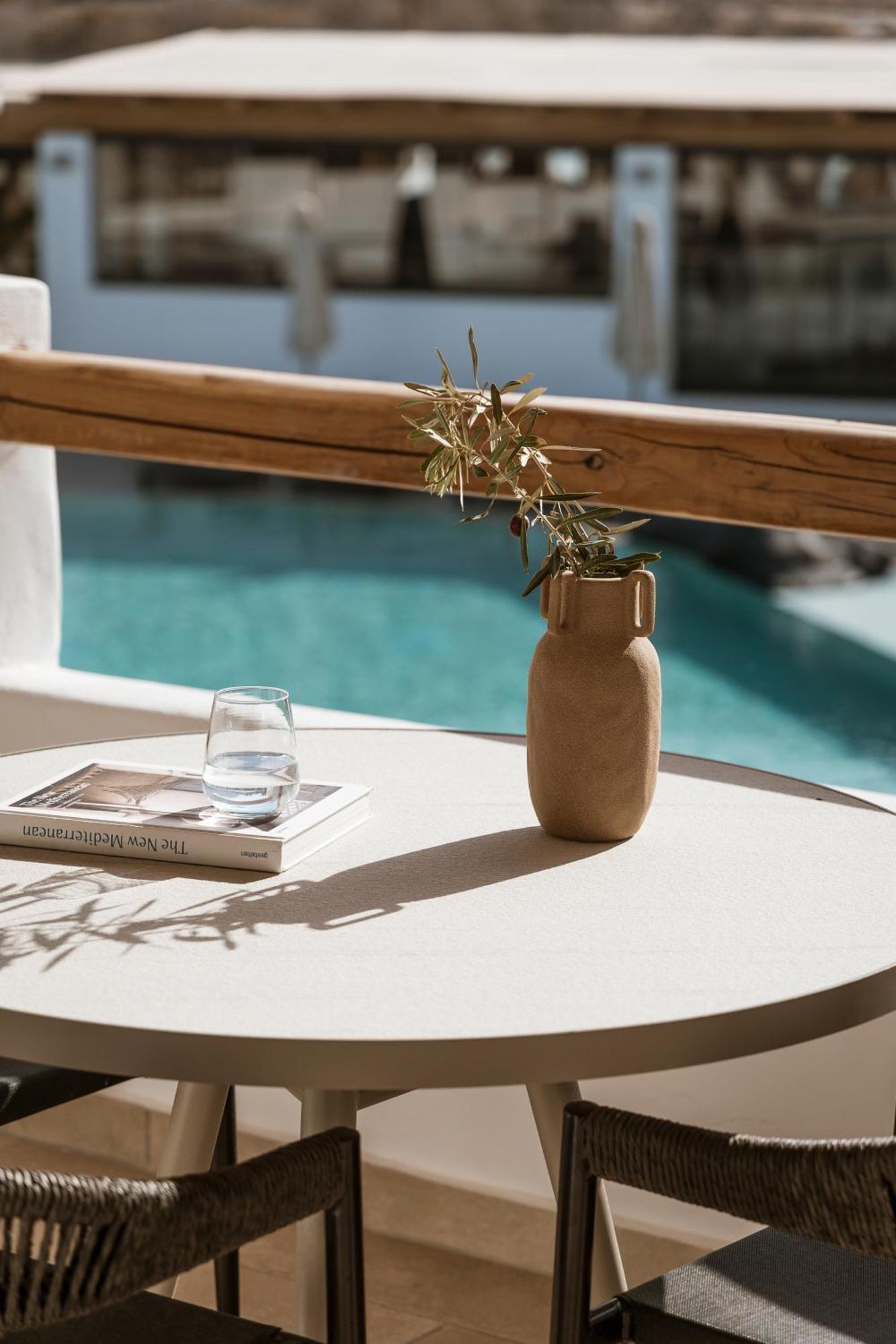 Amaria Beach Resort By Nomee Hospitality Group Agia Paraskevi (Santorini) Exterior foto