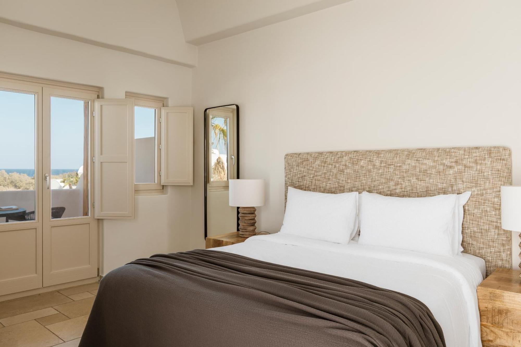 Amaria Beach Resort By Nomee Hospitality Group Agia Paraskevi (Santorini) Exterior foto